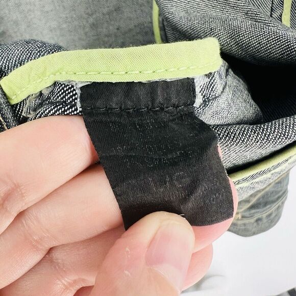 Tahari Stitch Detail Denim Jacket Women’s Size Large - Picture 5 of 5